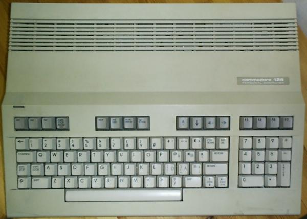 [Picture of the C128 keyboard]