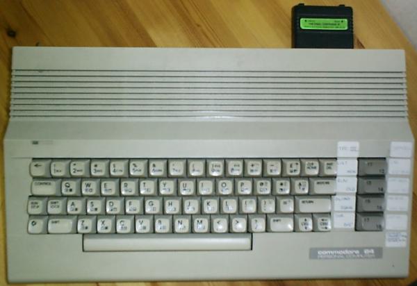 [Picture of the C64 keyboard]