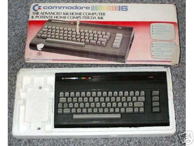 [Commodore 16-dator i kartong]