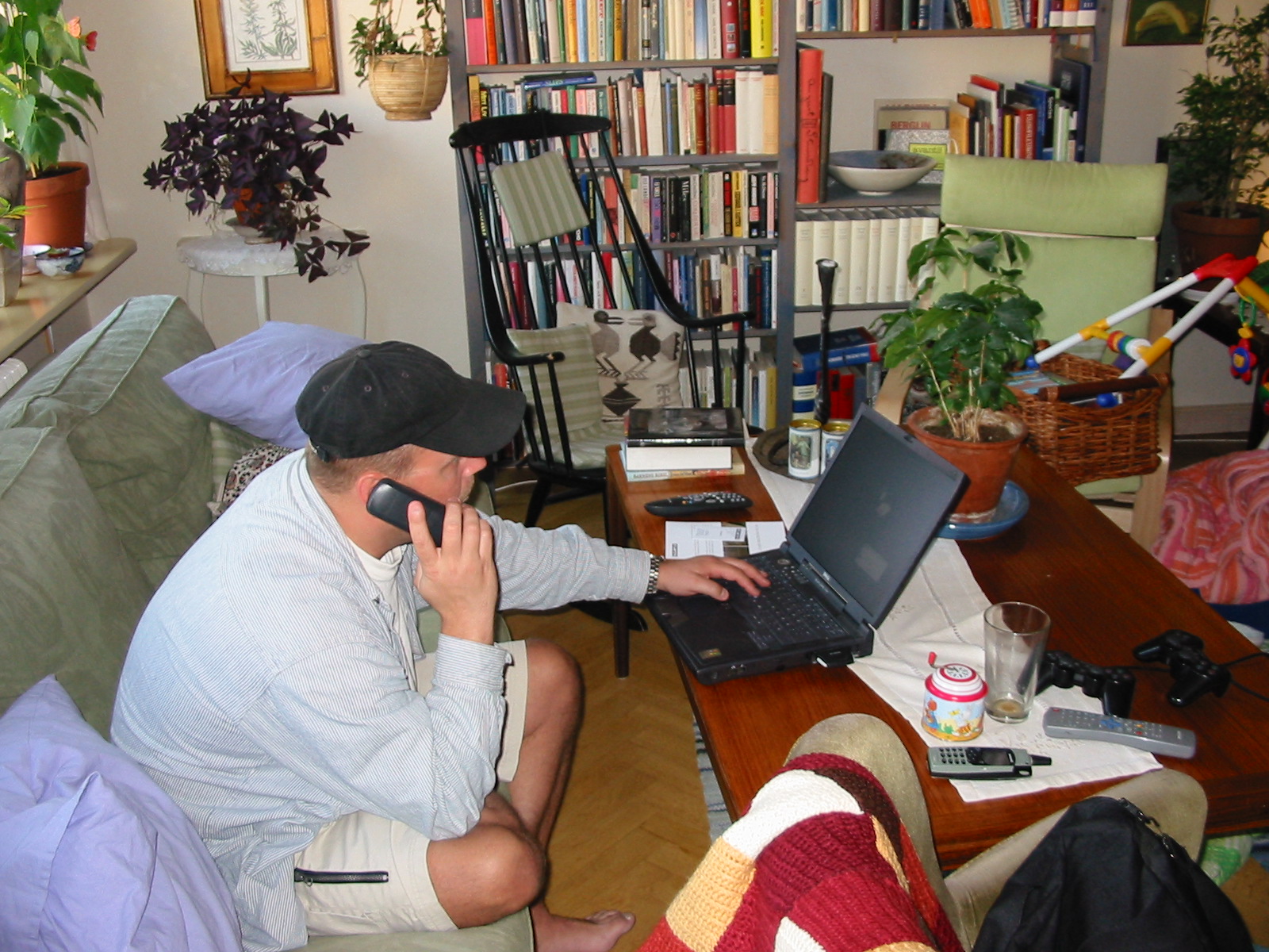 [Stefan frsker f tag p en fungerande auktoriseringskod fr att f igng satellitmottagaren igen.]