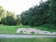 Och jorden lg de och tom